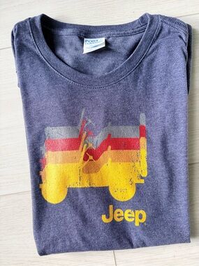 Jeep T-Shirt, Womens EUC size small